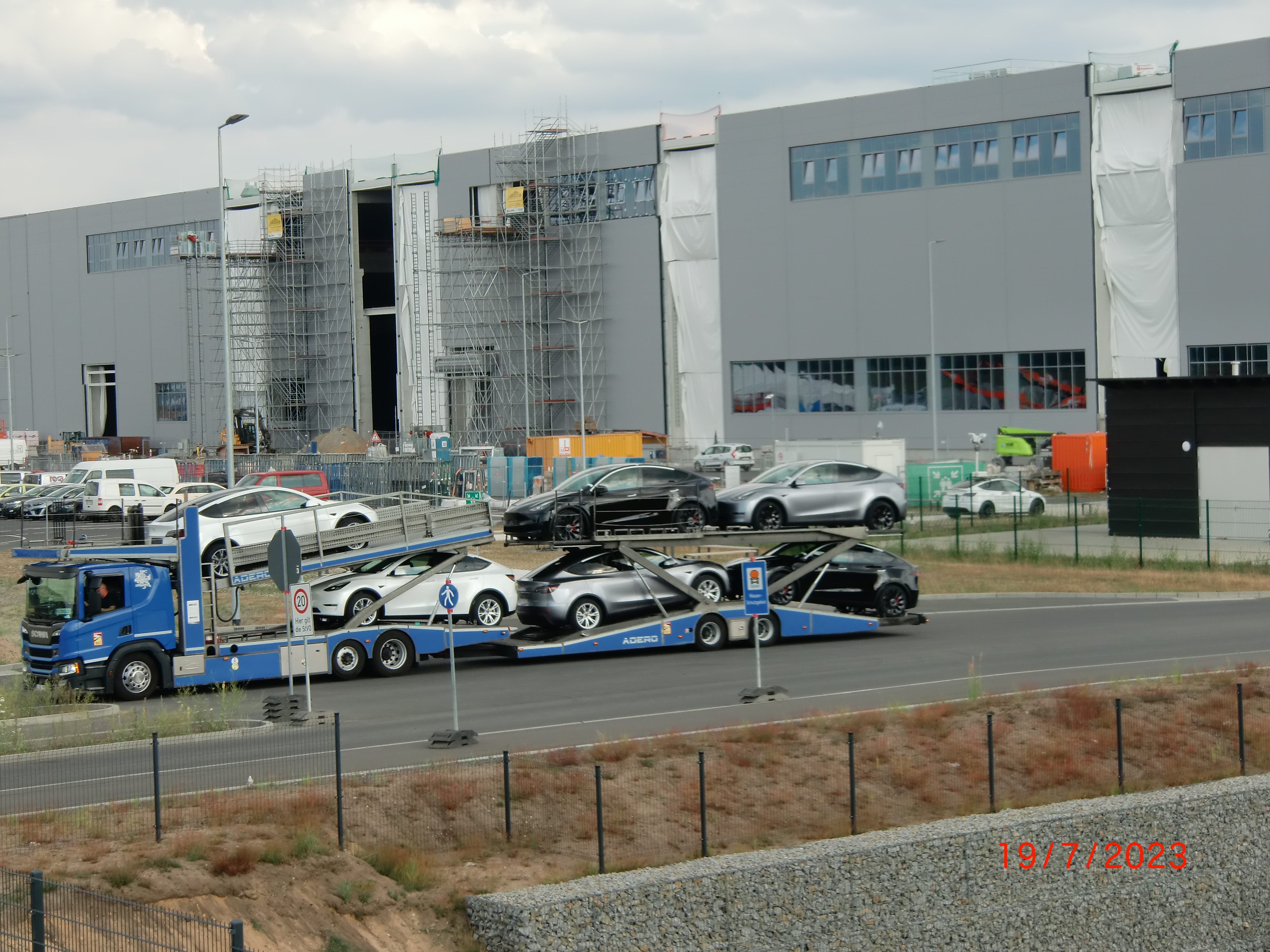 Tesla Strasse